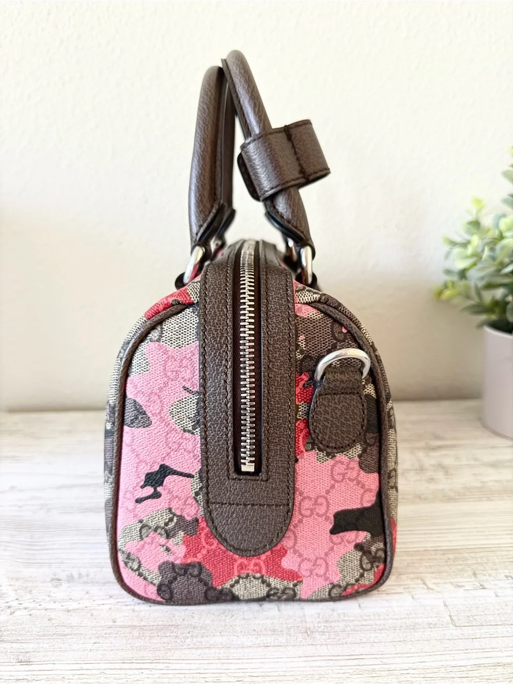 New Gucci GG Emblem pink camouflaged duffle travel crossbody handle medium bag,